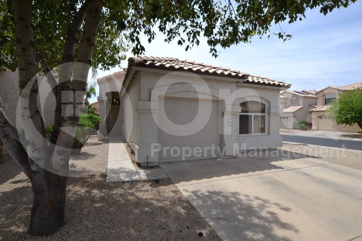 4927 W Wahalla Ln - Photo 2 of 10