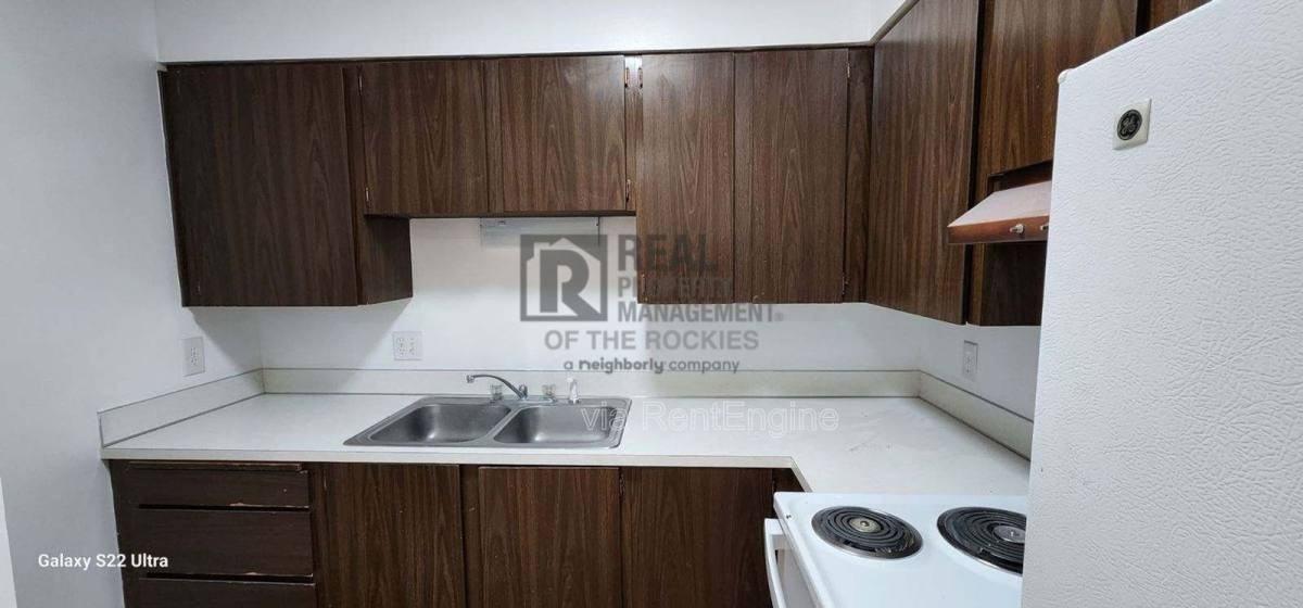 2500 Windwood Dr #F301 - Photo 7 of 10