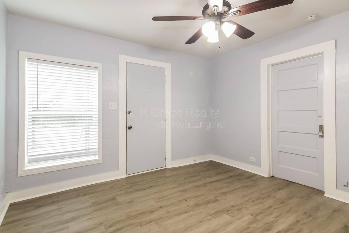 724 Rocky Ridge Flatts - Photo 3 of 10