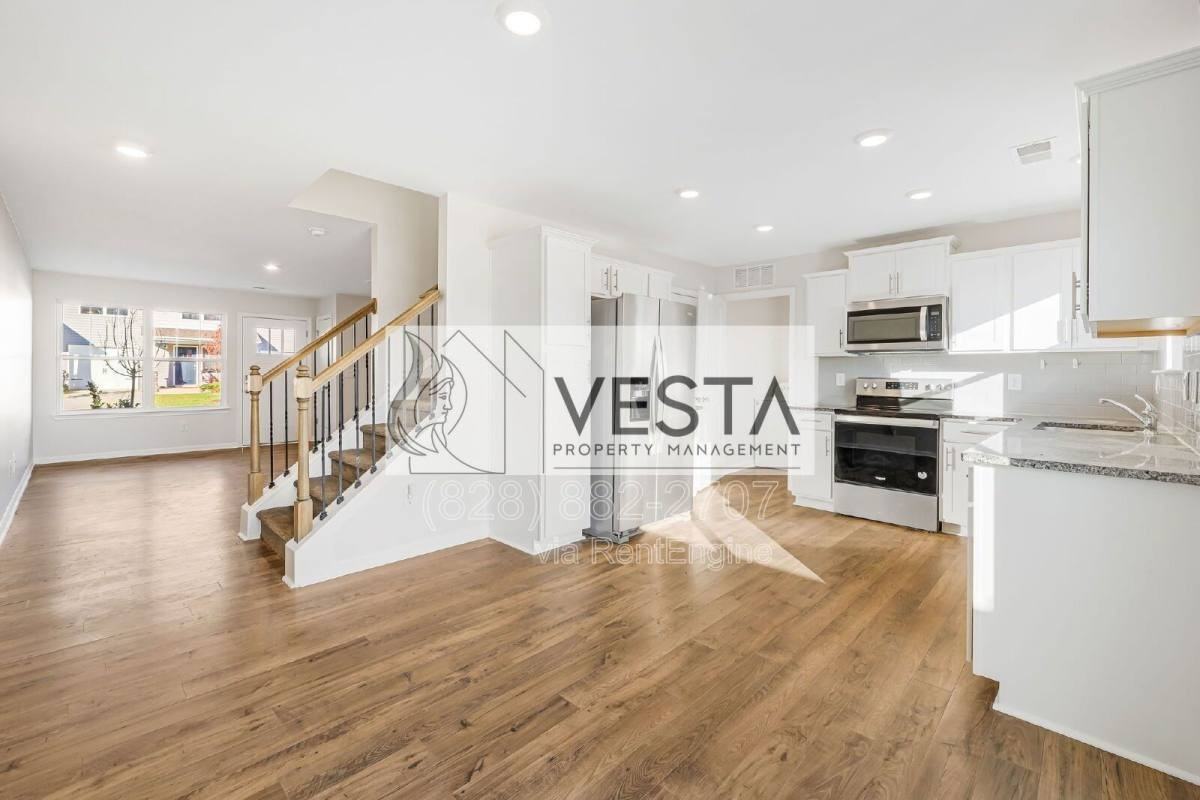 30 Benedict Ln - Photo 2 of 10