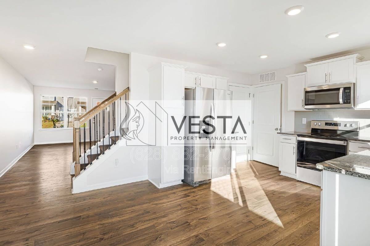 30 Benedict Ln - Photo 3 of 10