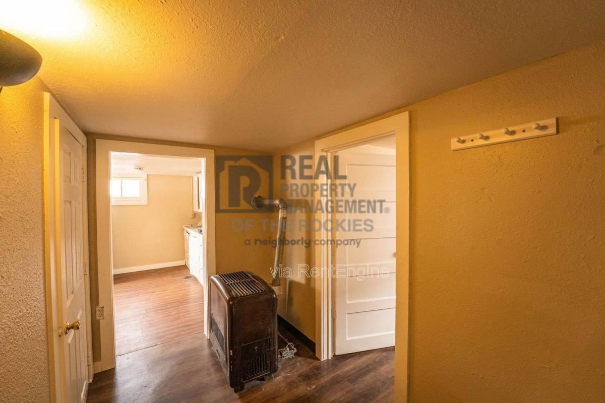 1111 E Flint St #B - Photo 5 of 10