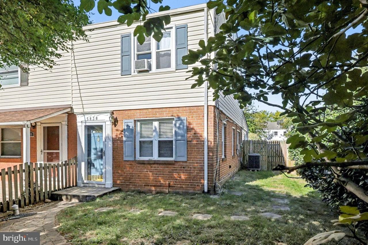 5838 Fifer Drive - Photo 2 of 27