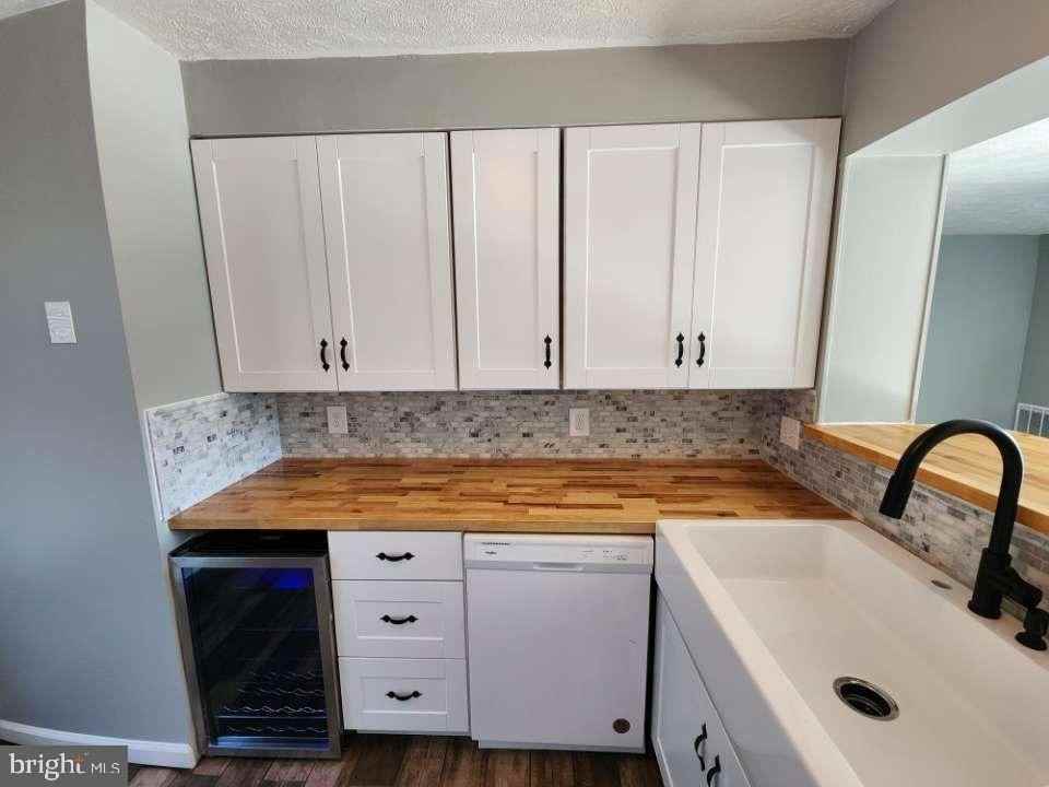 16442 Canvass Back Court - Photo 2 of 12