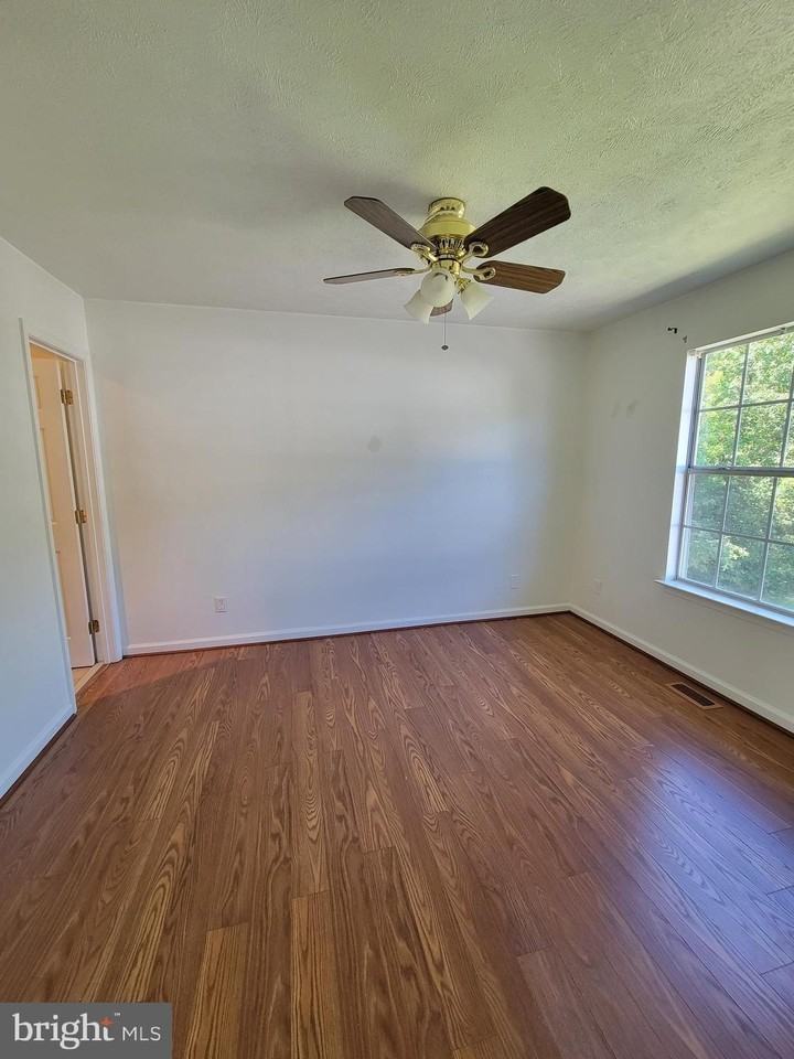 16442 Canvass Back Court - Photo 7 of 12