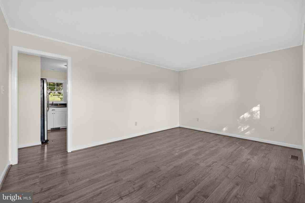 33018 Sunken Lane - Photo 7 of 31