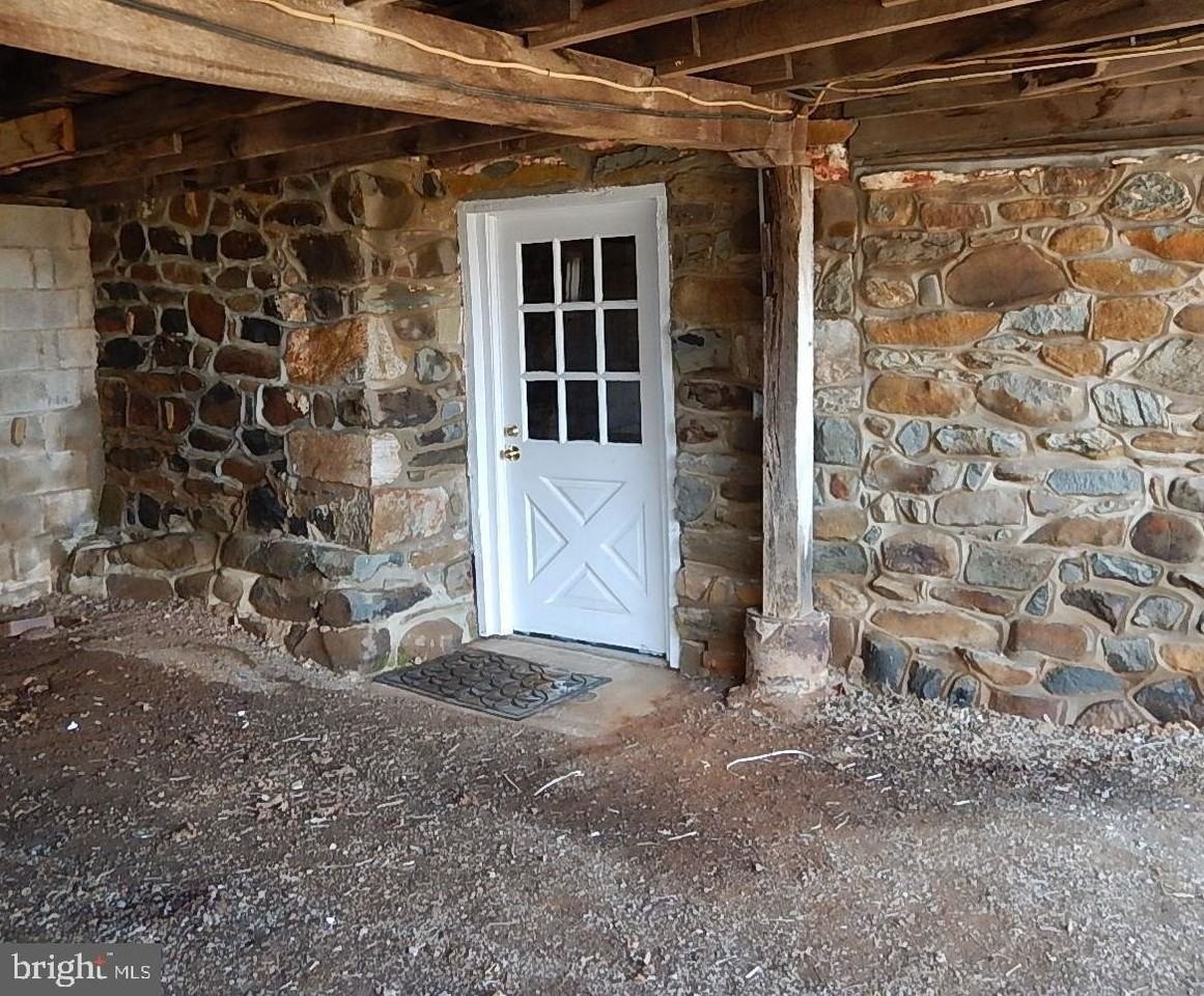 39038 Rickard Road - Photo 4 of 29