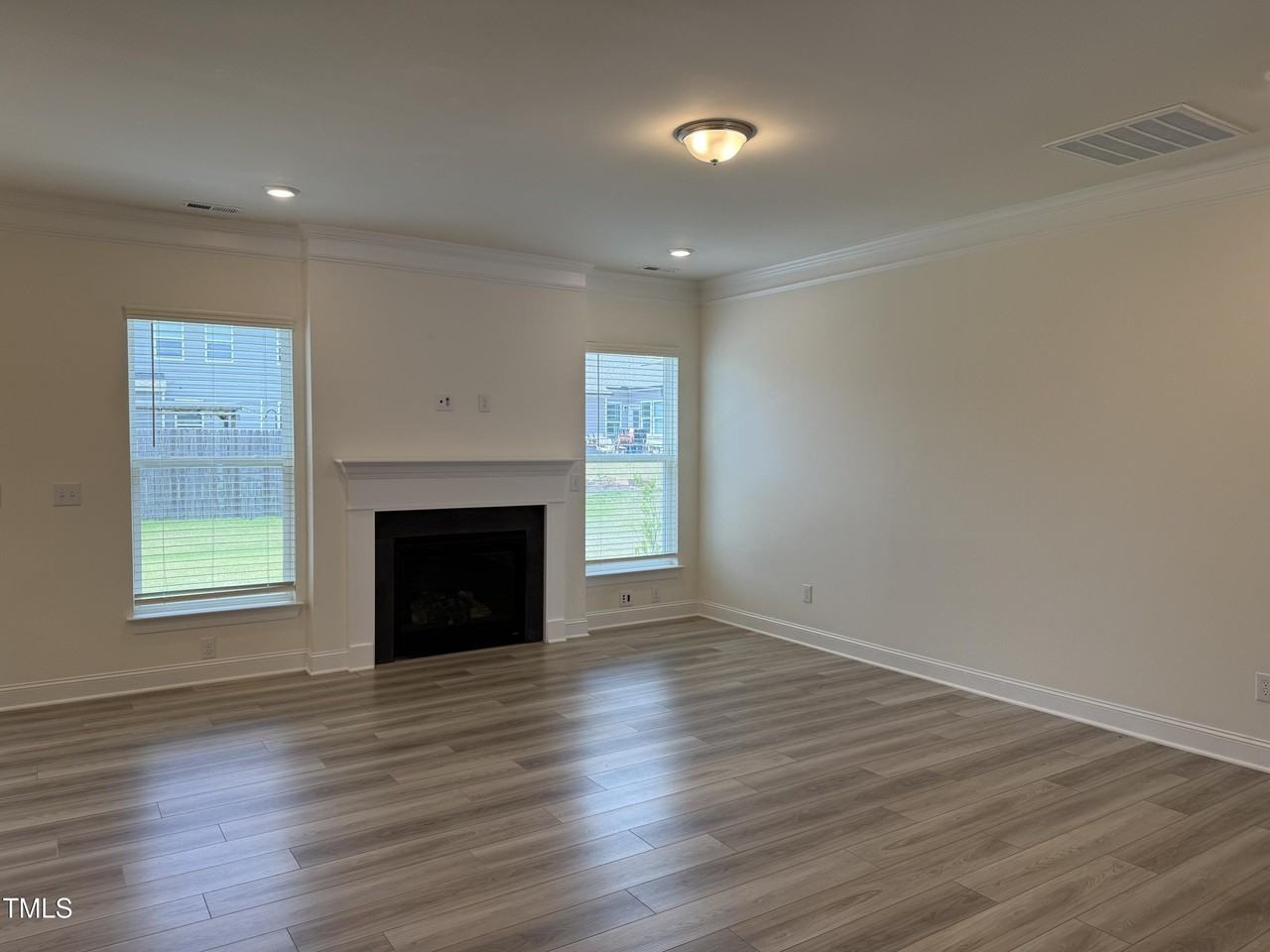 529 Glenwyck Ct - Photo 7 of 18