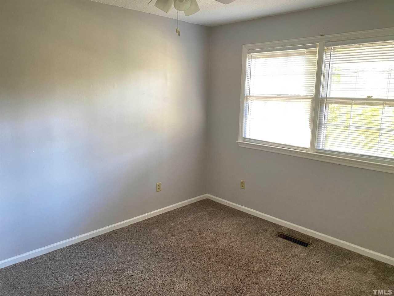 3215 Cyanne Circle - Photo 4 of 12