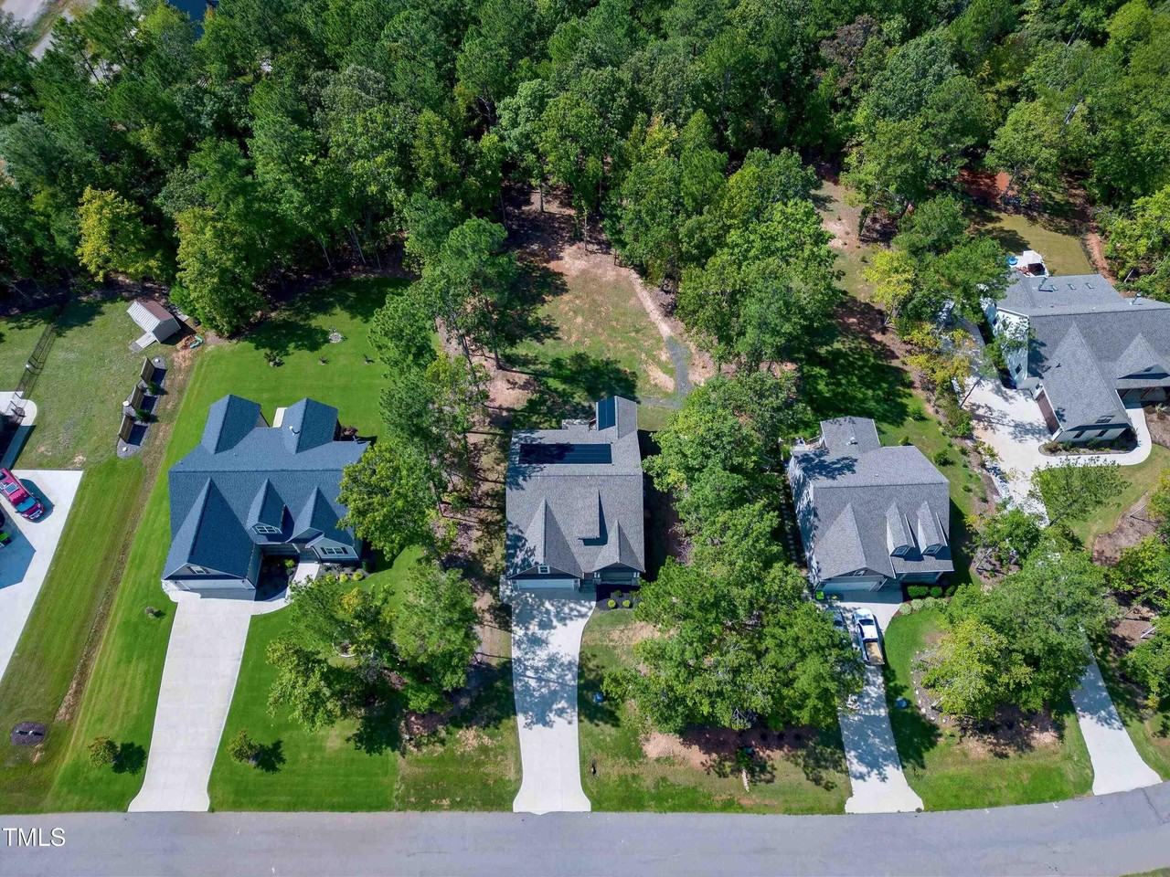 3627 River Watch Lane - Photo 5 of 50