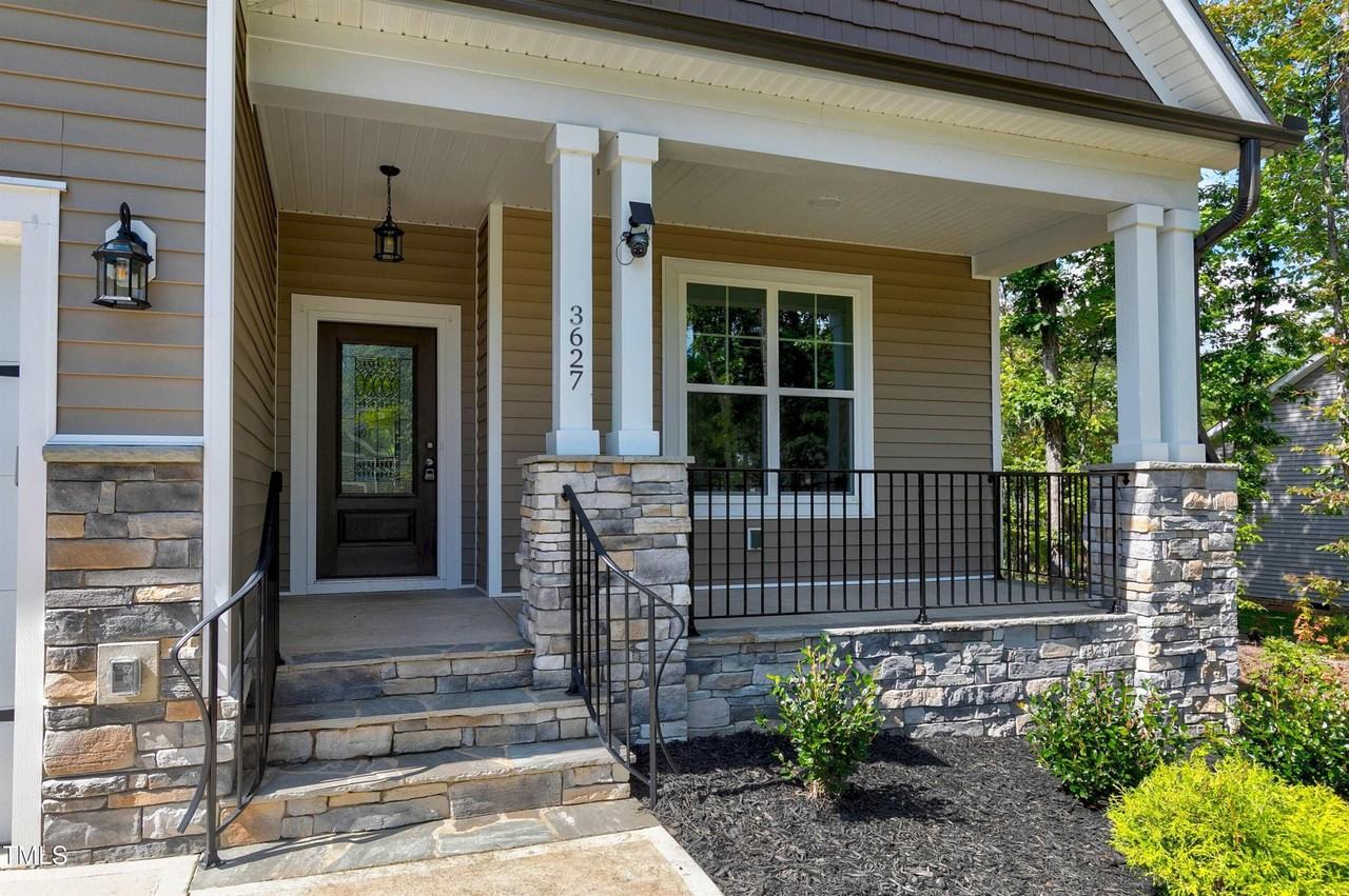 3627 River Watch Lane - Photo 7 of 50