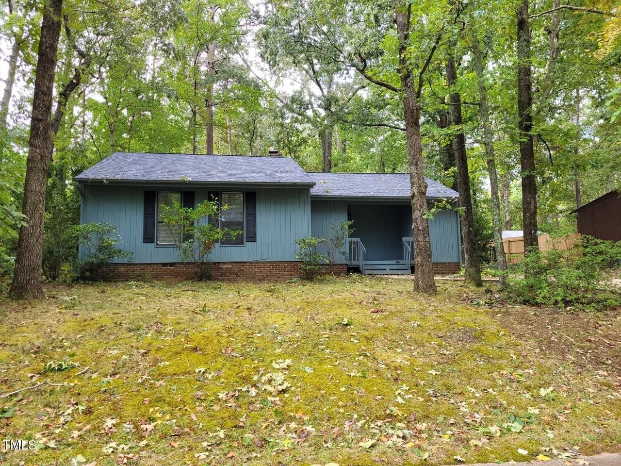 1223 Kilmory Dr - Photo 2 of 41