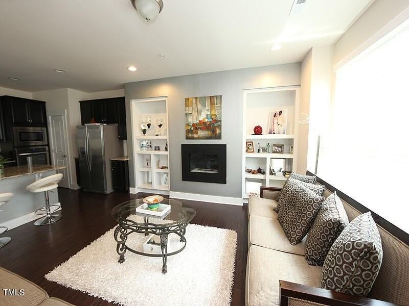 9103 Triana Market Walk - Photo 4 of 12