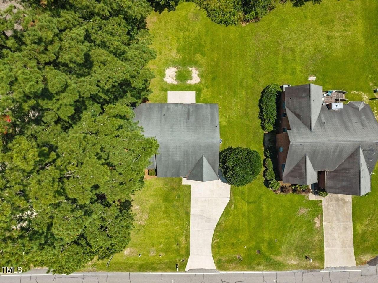 450 Main St - Photo 5 of 33