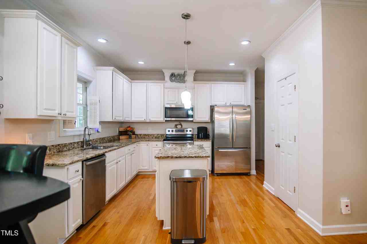 12223 Penrose Trl - Photo 5 of 21