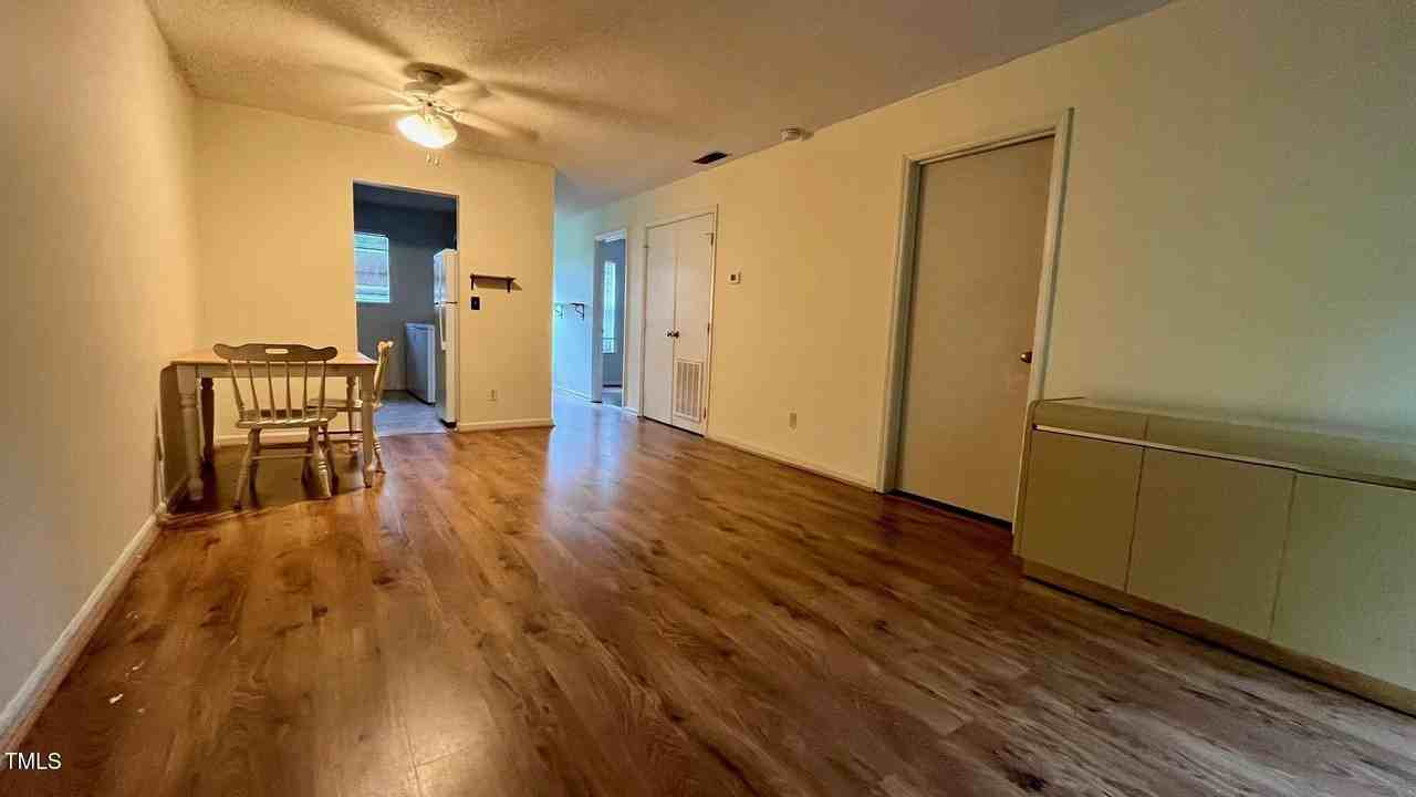 334 Ashley Forest Rd - Photo 5 of 7