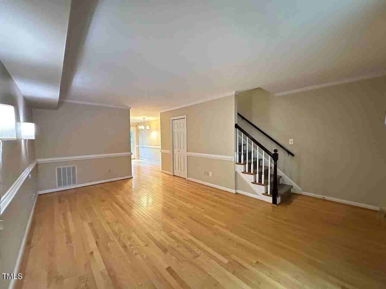 3833 Browning Pl - Photo 5 of 20