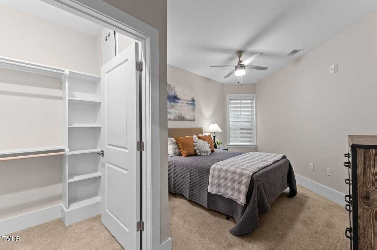 1001 Mulford Court #B1 - Photo 6 of 41