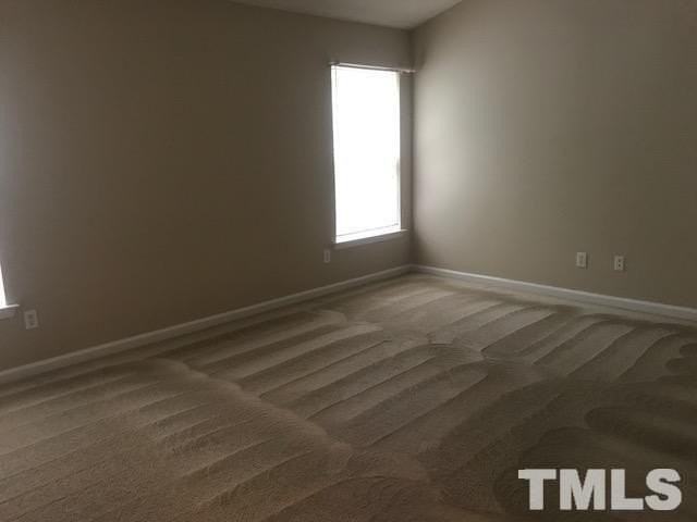 417 Bergen Ave - Photo 7 of 13