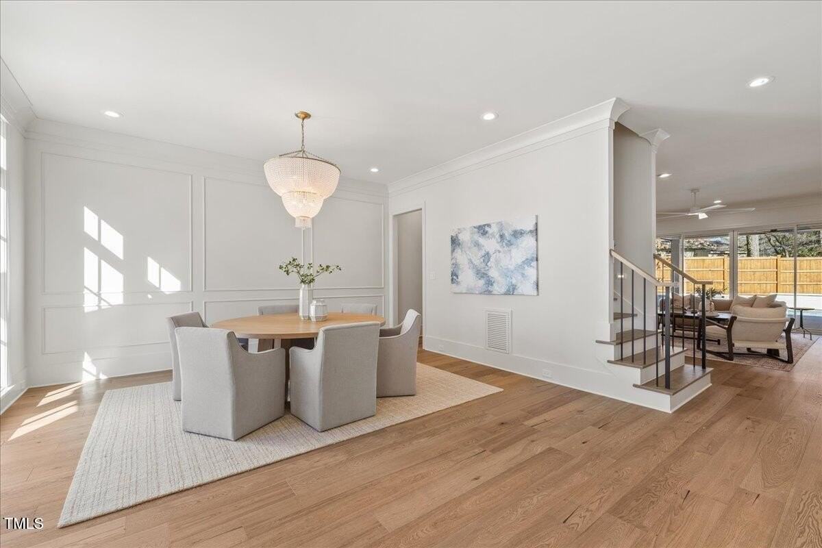 7516 Grist Mill Rd - Photo 3 of 50