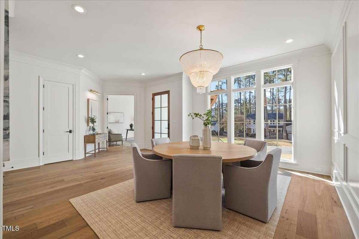 7516 Grist Mill Rd - Photo 5 of 50