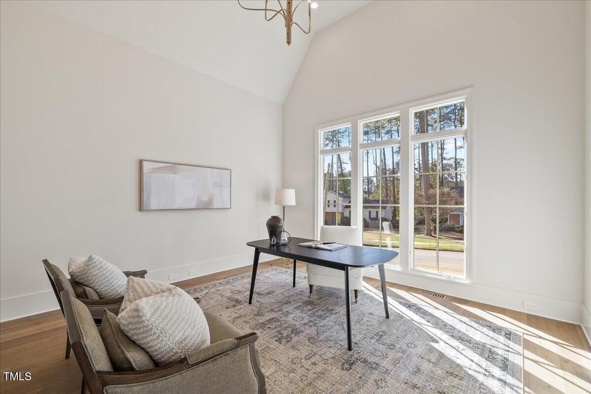 7516 Grist Mill Rd - Photo 6 of 50