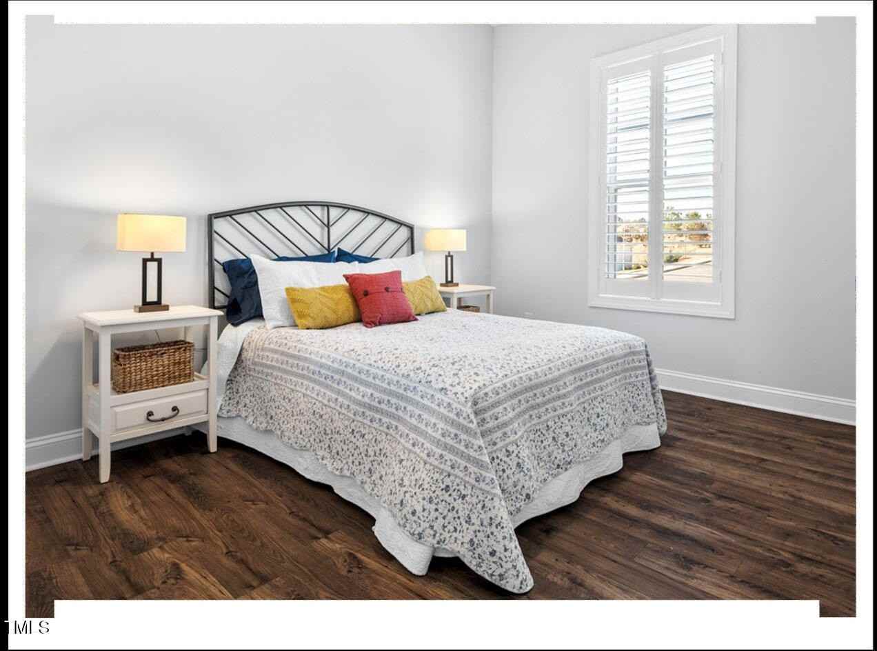 153 Abercorn Cir - Photo 3 of 49