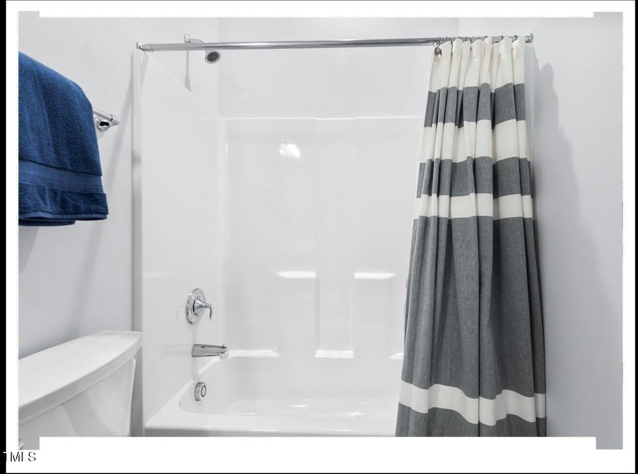 153 Abercorn Cir - Photo 6 of 49