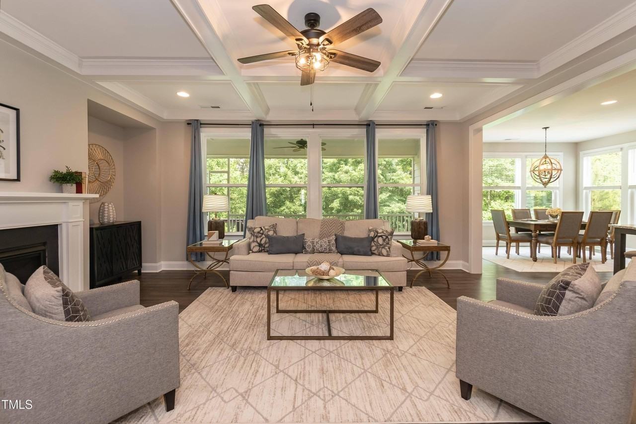 273 Scarlet Tanager Cir - Photo 5 of 35