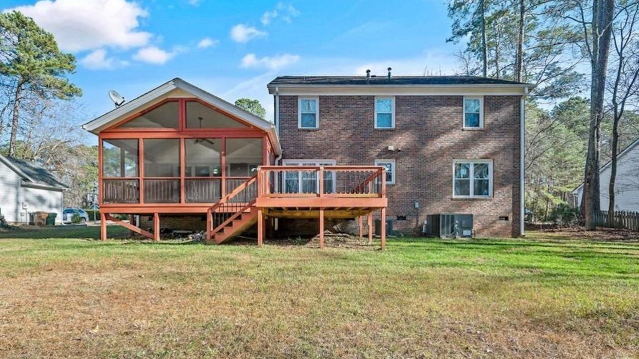 4816 Holly Brook Dr - Photo 3 of 23