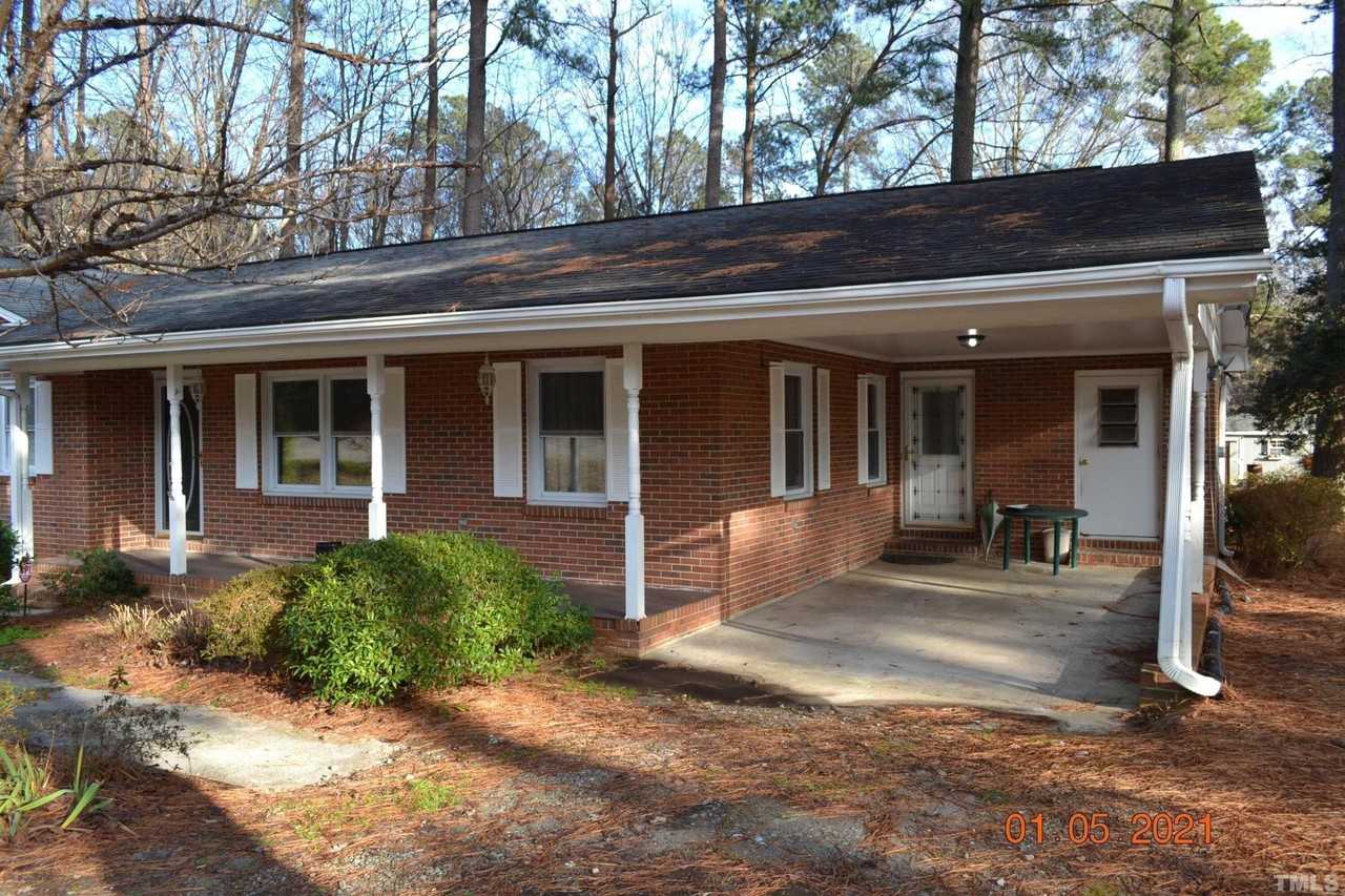 2015 Piney Plains Rd - Photo 3 of 27