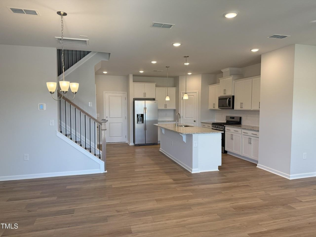 371 Fosterton Cottage Way - Photo 4 of 35