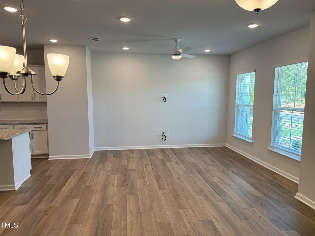 371 Fosterton Cottage Way - Photo 5 of 35