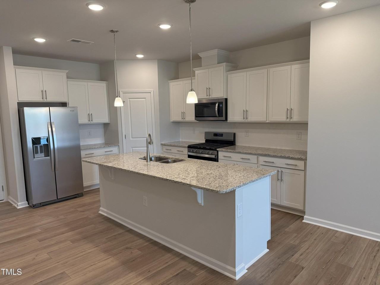 371 Fosterton Cottage Way - Photo 7 of 35