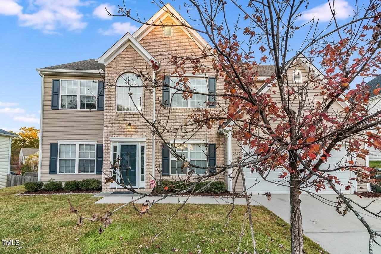 2902 Framer Lane - Photo 2 of 37