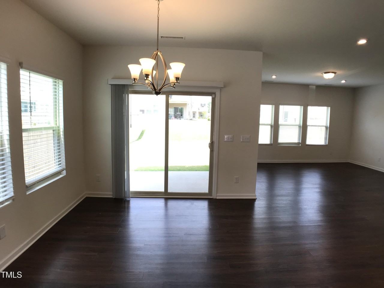 1510 Stone Rd - Photo 4 of 23