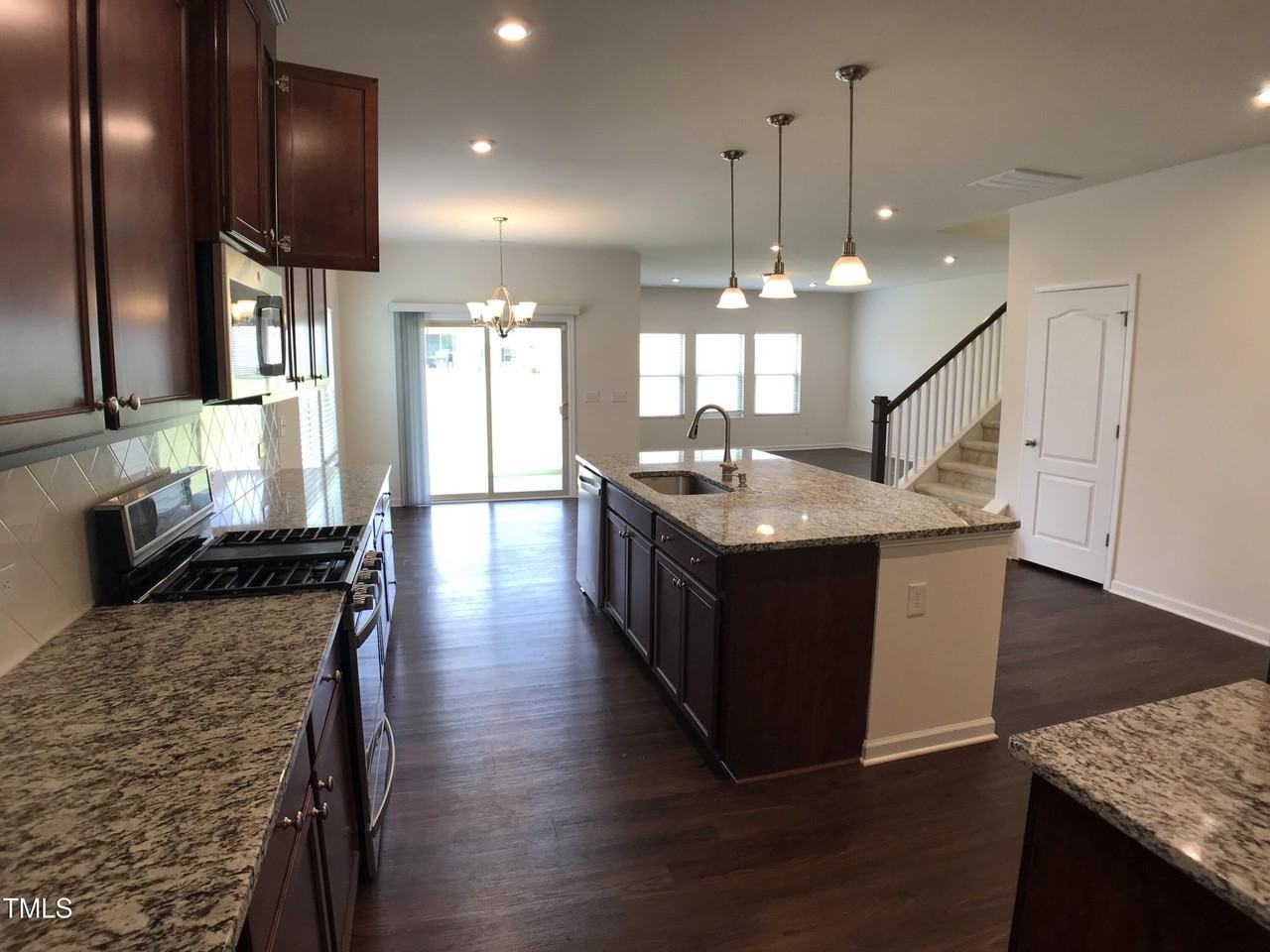 1510 Stone Rd - Photo 7 of 23