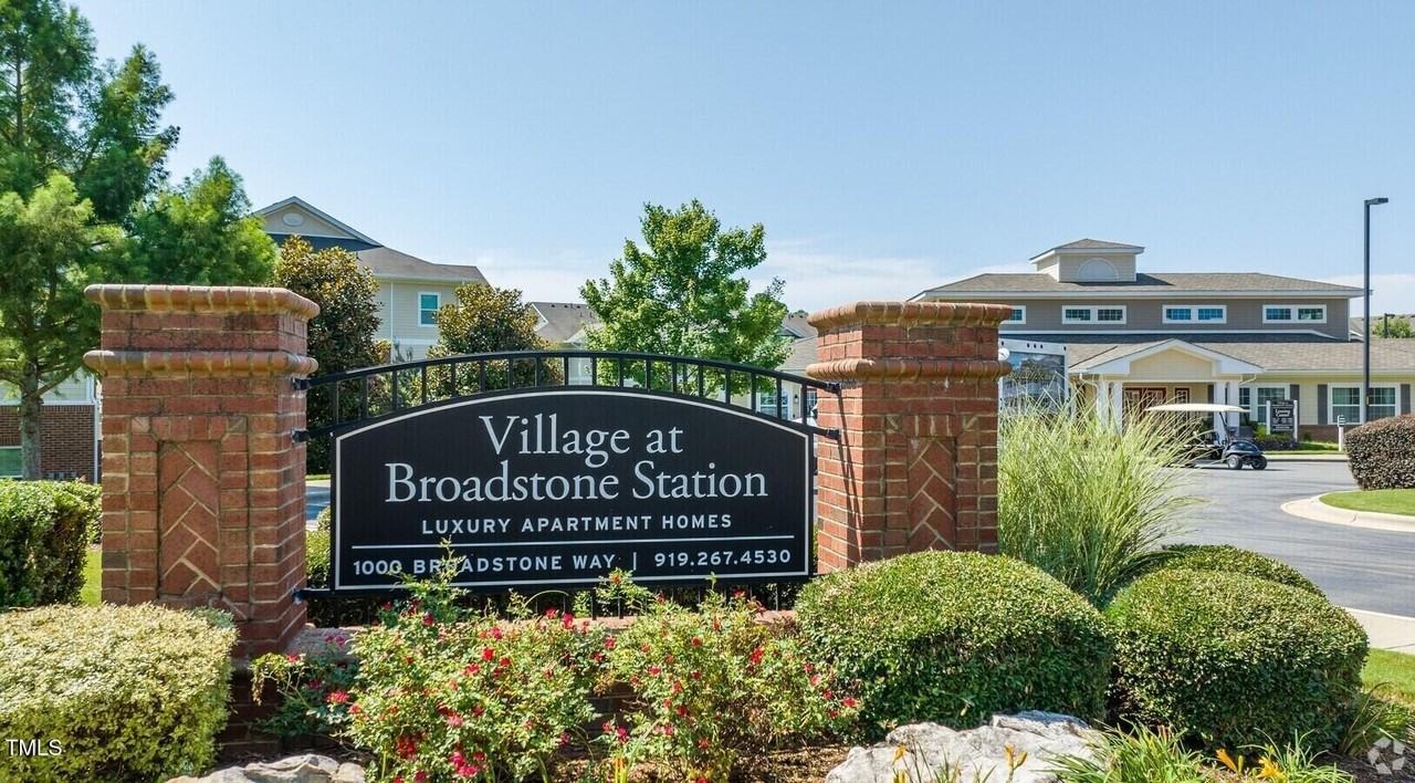1000 Broadstone Way #B3 - Photo 4 of 42