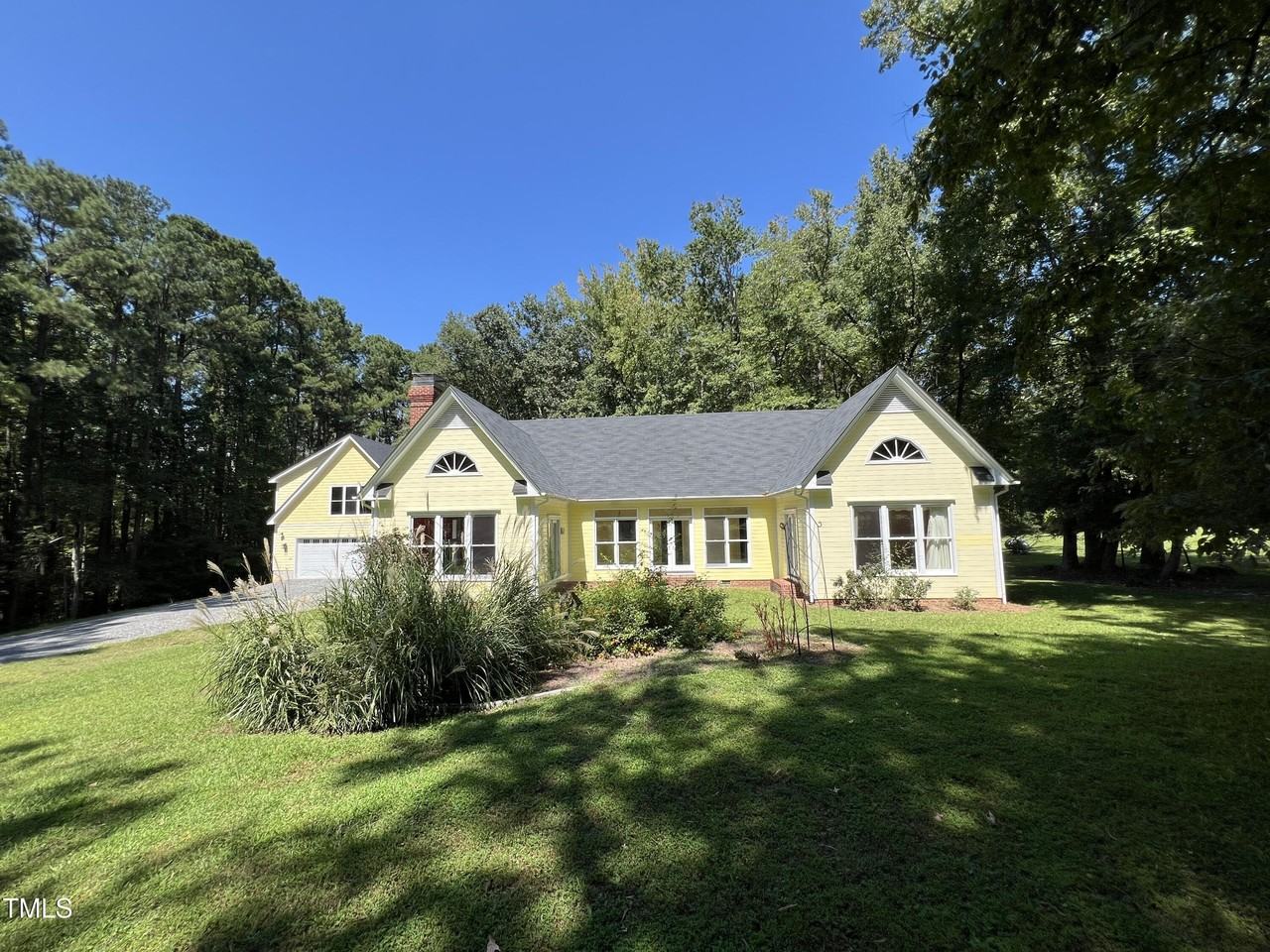 1208 Goodwin Road - Photo 5 of 42