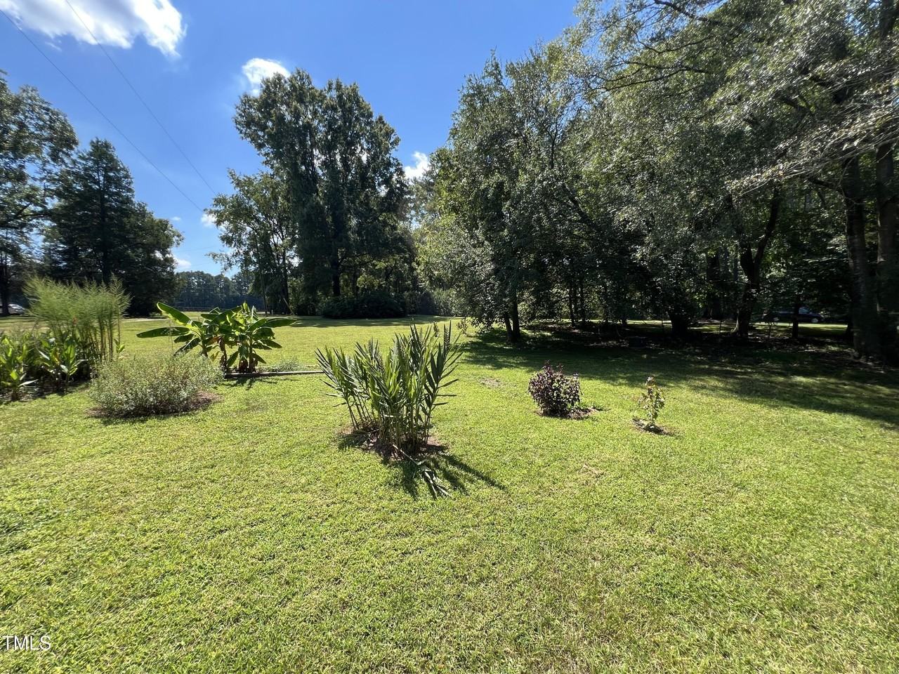 1208 Goodwin Road - Photo 7 of 42