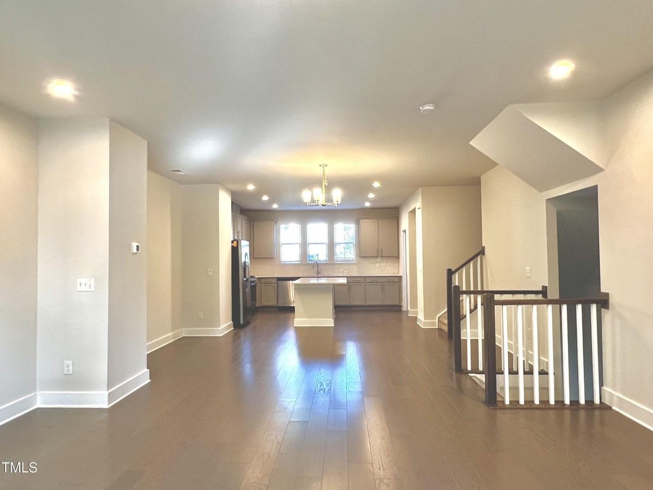 906 Waterside View Drive - Photo 5 of 27