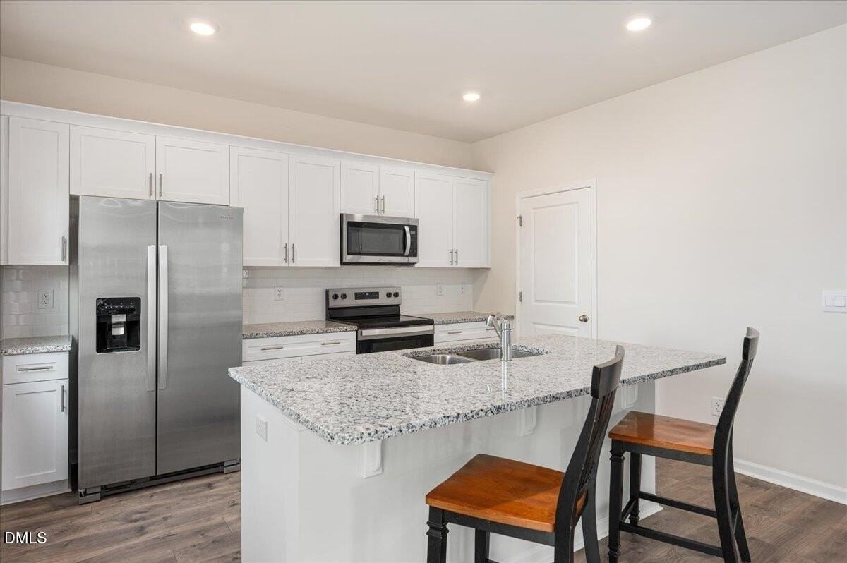 10 Whispering Willow Cir - Photo 7 of 28