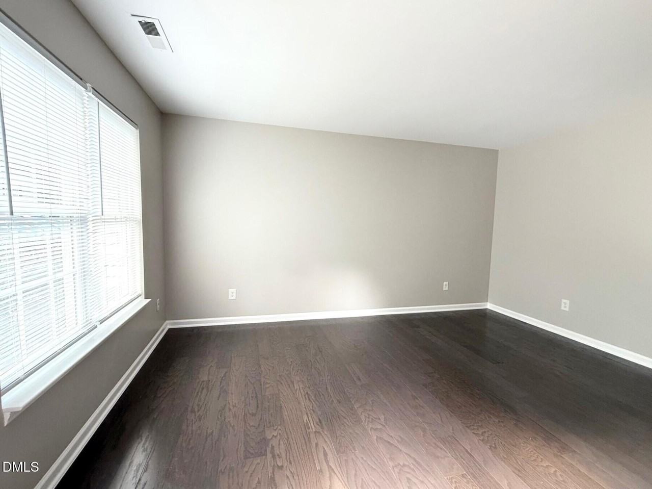 23 Red Lane - Photo 3 of 18