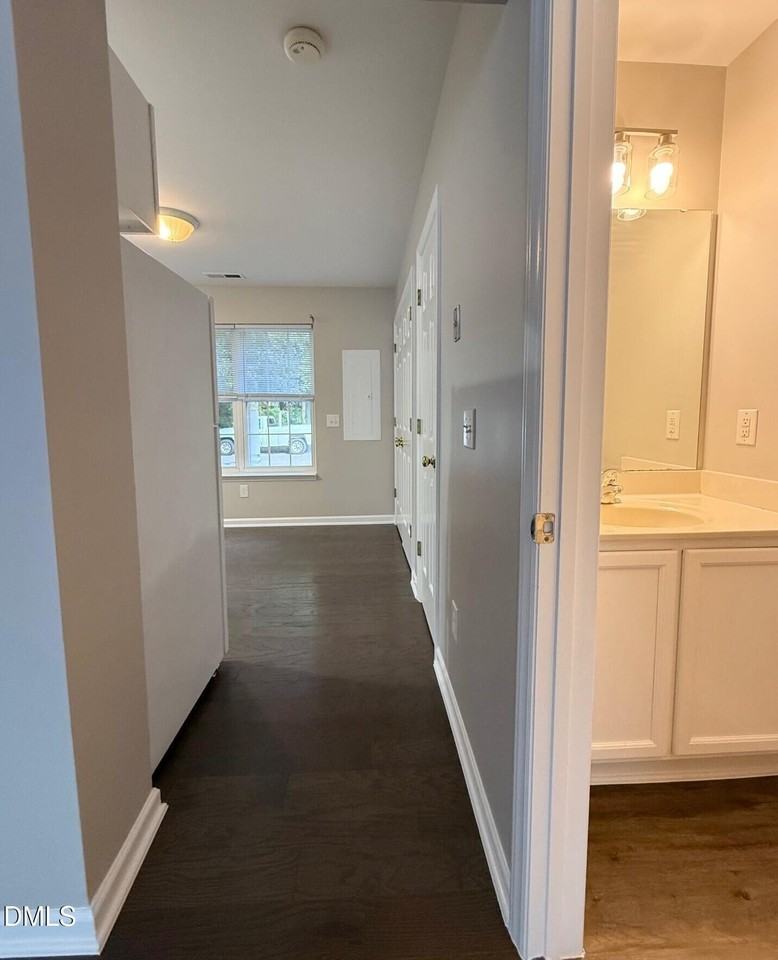 23 Red Lane - Photo 5 of 18