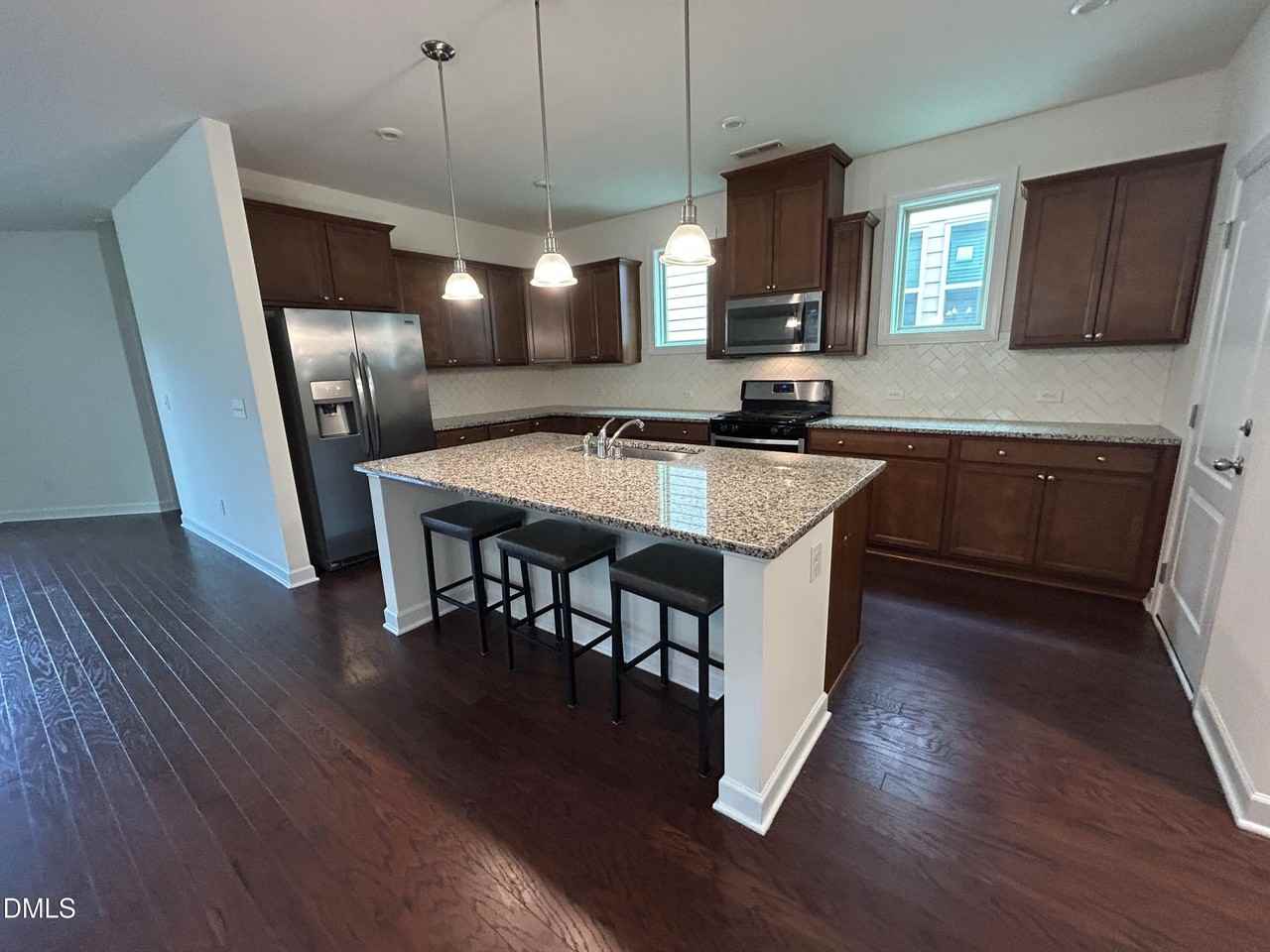 2914 Macbeth Lane - Photo 4 of 24