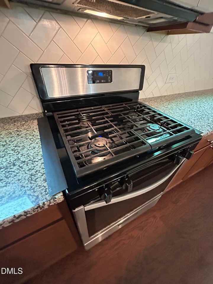 2914 Macbeth Lane - Photo 7 of 24