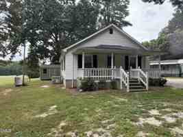 featured image of 2005 Flat Rock Church Rd