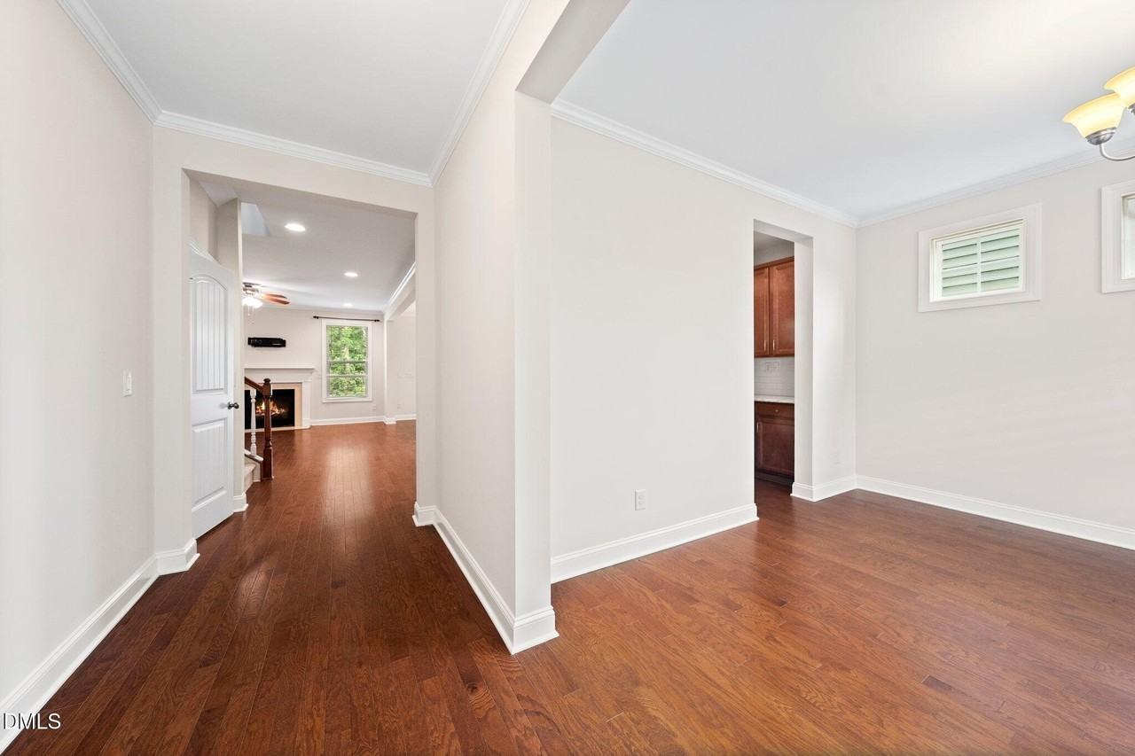 316 Rapport Dr - Photo 6 of 34