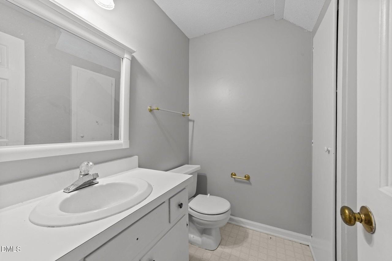 4334 American Dr - Photo 6 of 14