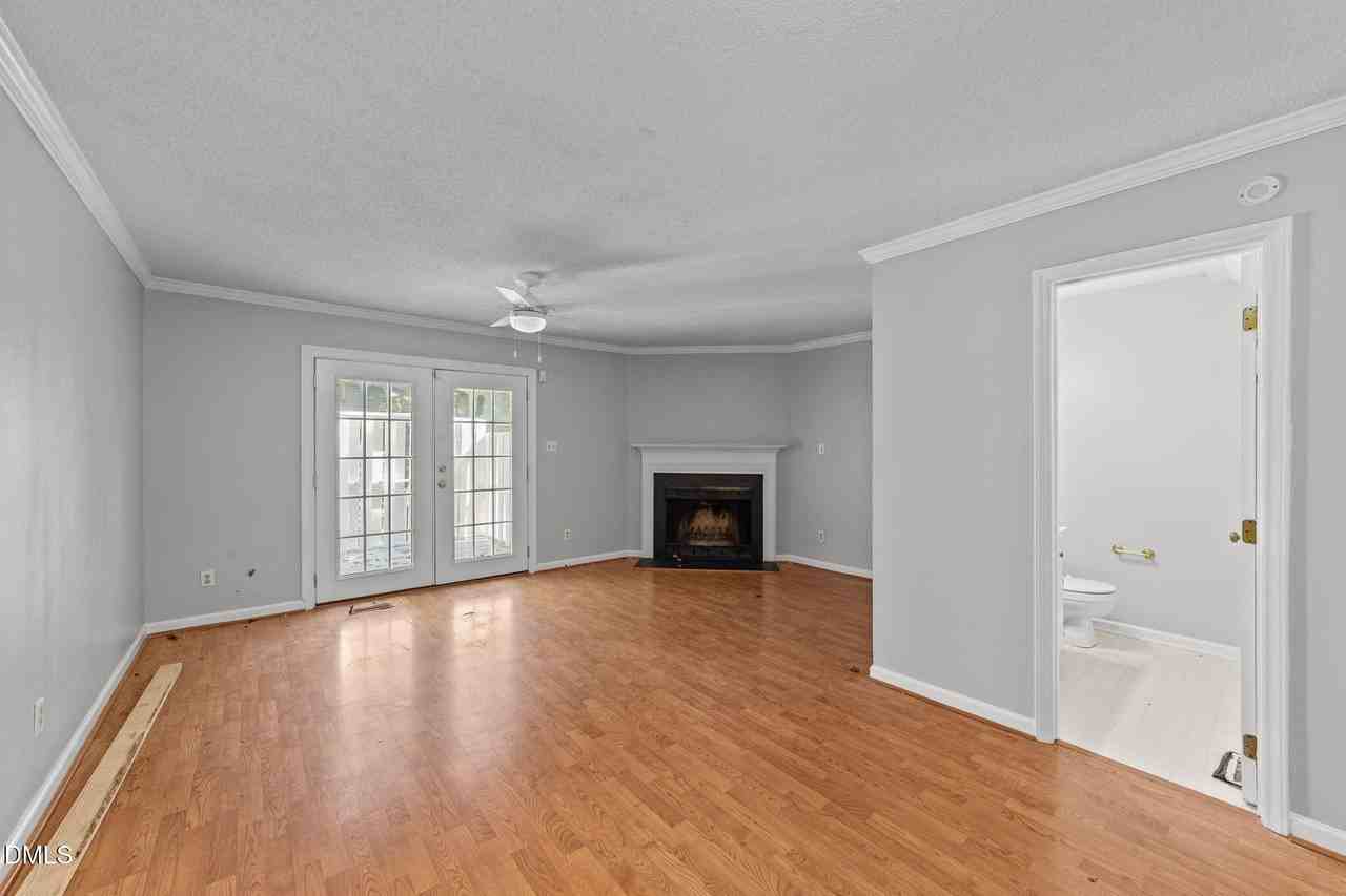 4334 American Dr - Photo 7 of 14